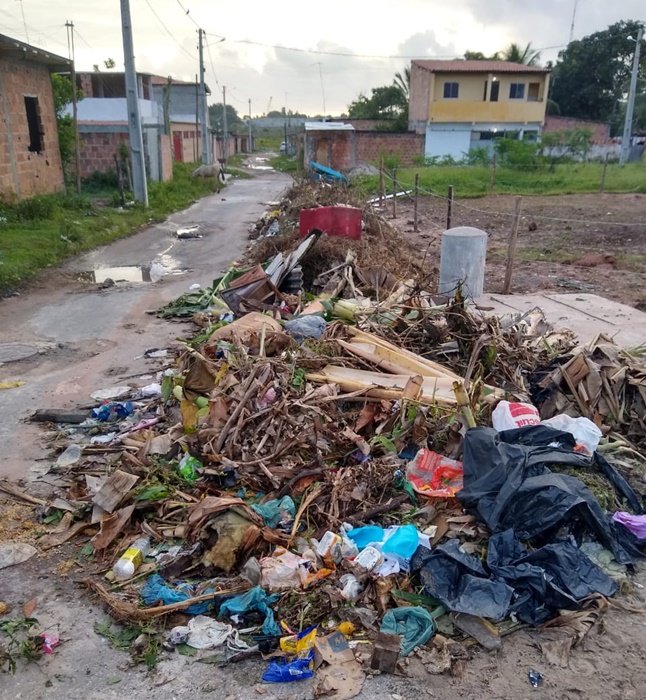 Seu Bairro No Cn Moradora Reclama De Descarte Irregular De Lixo No