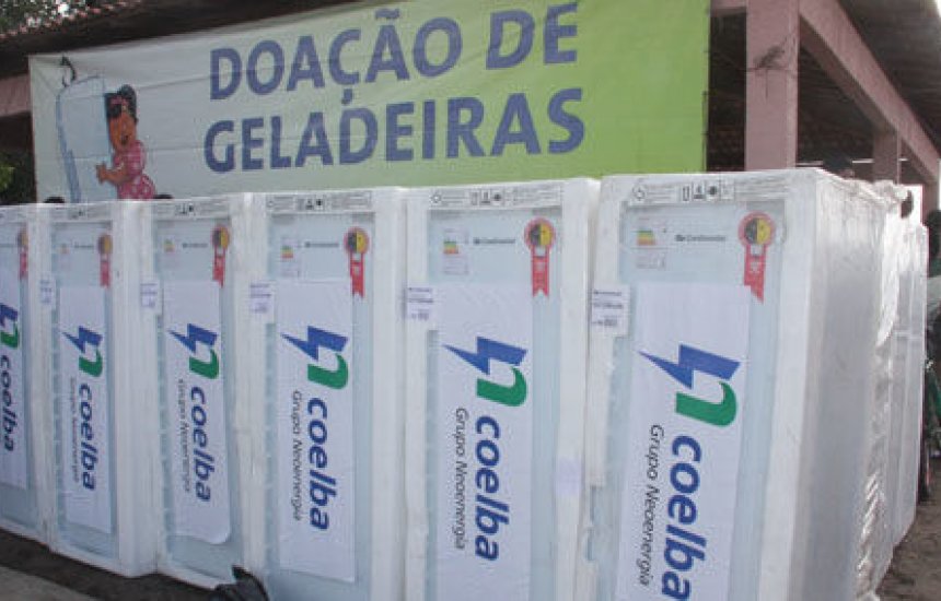 Coelba doa 1.500 geladeiras para famílias afetadas pelas chuvas na Bahia |  Camaçari Notícias