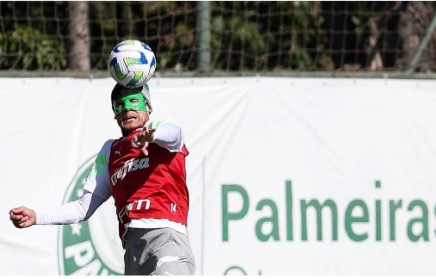 Palmeiras mira a contratação de zagueiro estrangeiro