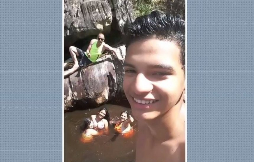 Adolescente De 16 Anos Morre Afogado Enquanto Nadava Em Cachoeira Camaçari Notícias 7906