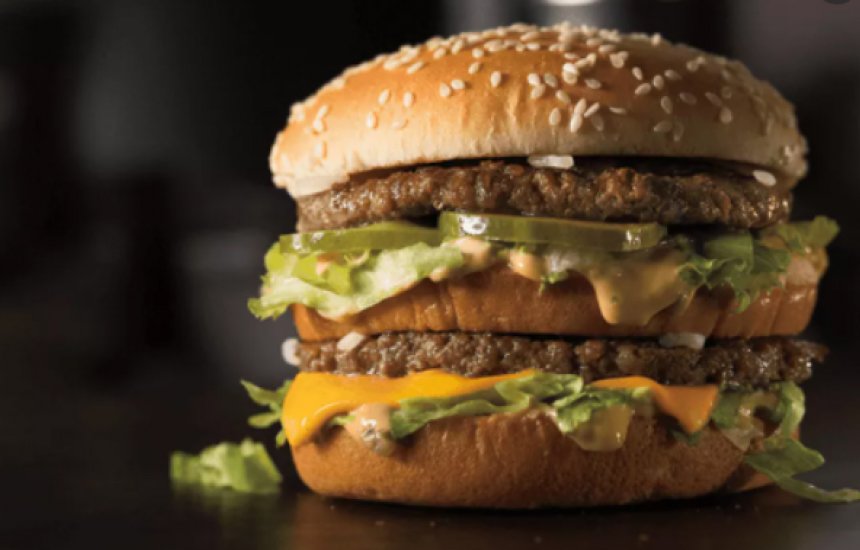 [Senado articula audiência para McDonald’s e Burger King explicarem publicidade enganosa sobre sanduíches]
