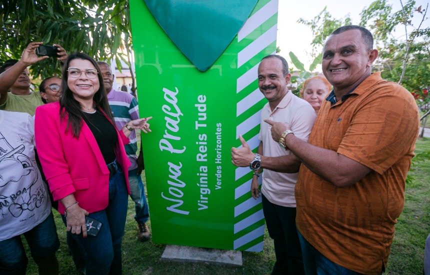 [Com investimento de R$ 900 mil, prefeito Elinaldo entrega praça para comunidade do Verde Horizonte]