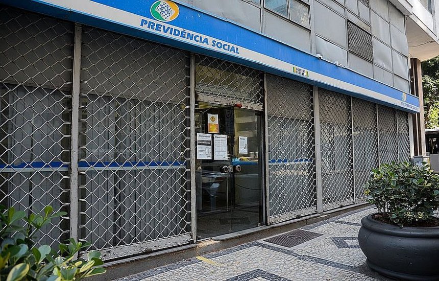 [Médico perito é preso acusado de comandar fraudes ao INSS na Bahia]